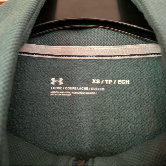 Under Armour Half Zip Cropped Pullover Sweatshirt - Picture 6 of 11